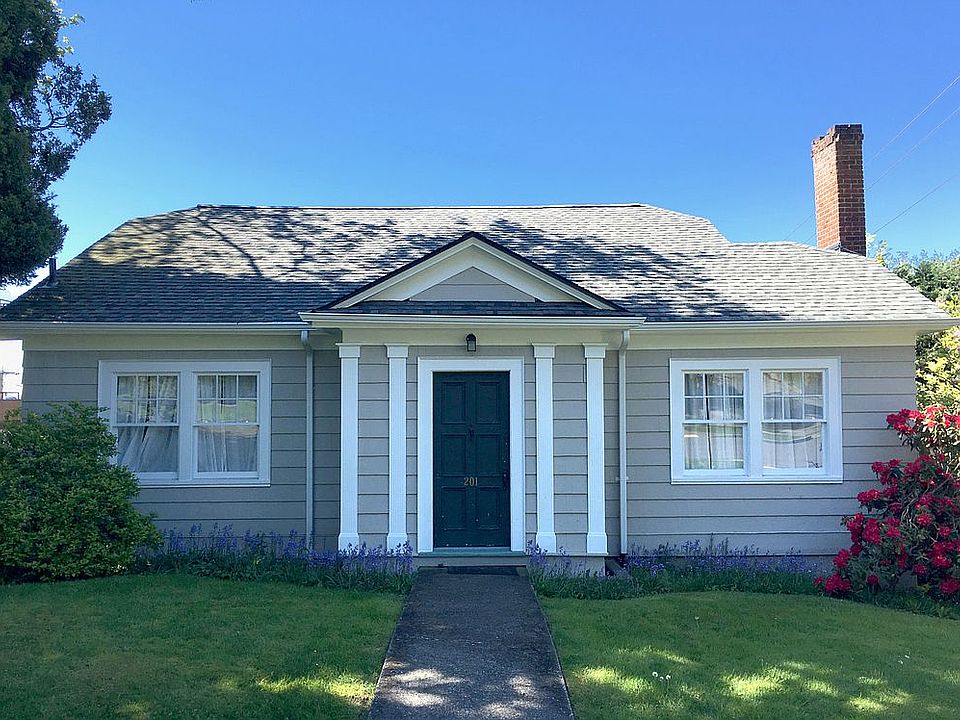 Front from Garden St.