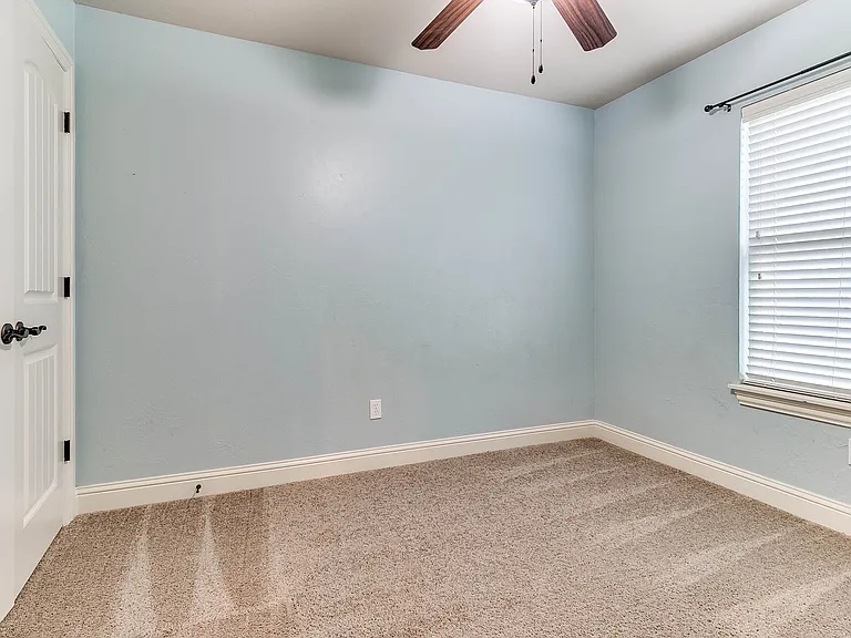 4909 Kelly Lakes Dr — Photo 49