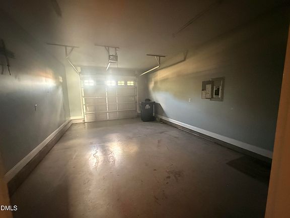4th image of 202 N 6th St