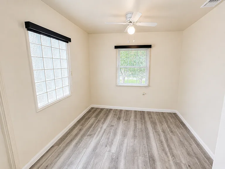 281 S Brent St — Photo 12