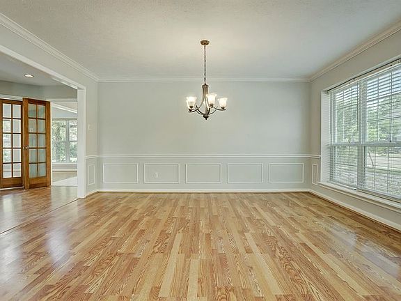 5th image of 4547 Bermuda Dr