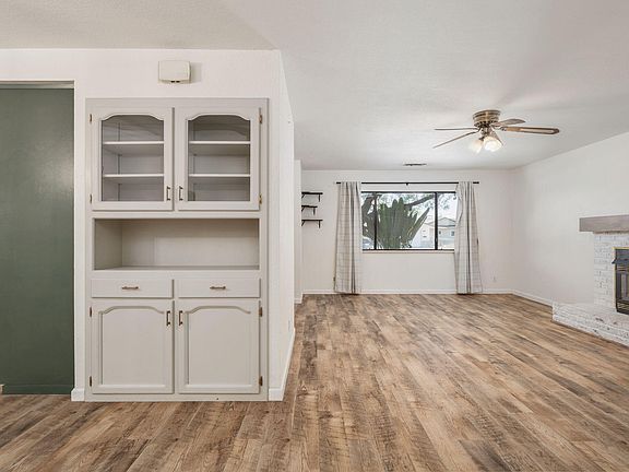 5th image of 2212 Goldridge Street