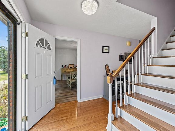 4th image of 1447 Brentwood Dr