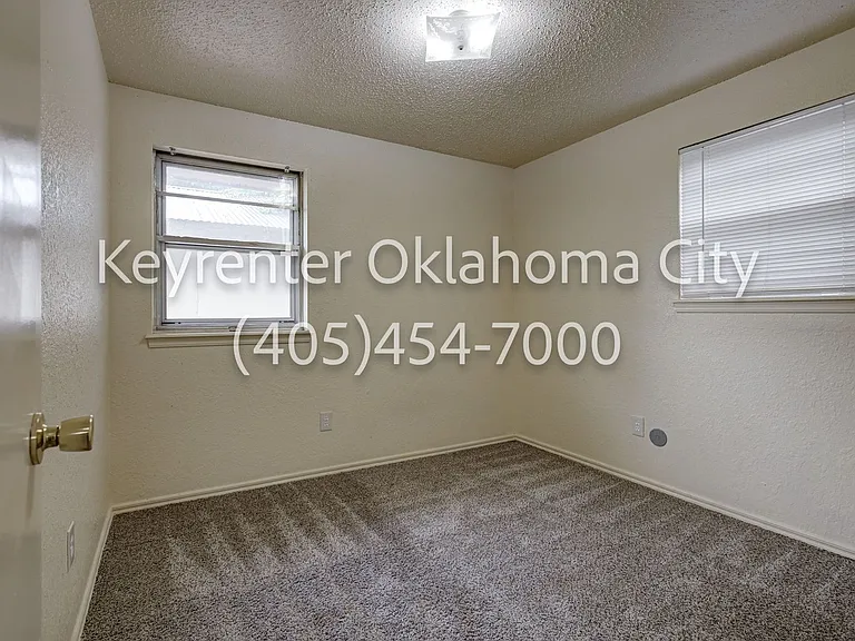 5316 S Briarwood Dr — Photo 33