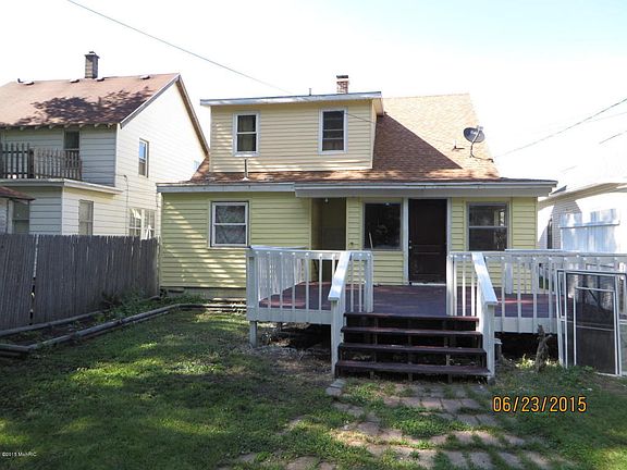 3rd image of 1142 Joosten St SW
