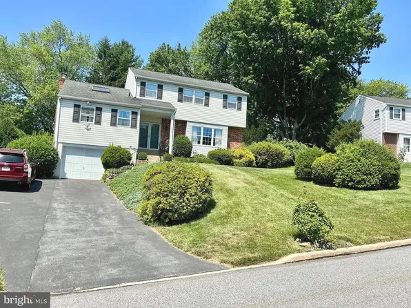 808 Joeck Dr, West Chester, PA 19382