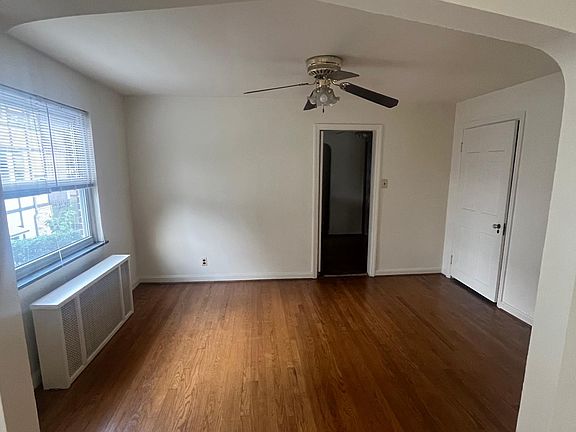 2nd image of 3836 Drake Ave #1