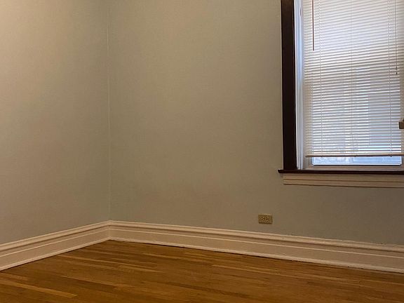 3rd image of 4449 N Kimball Ave
