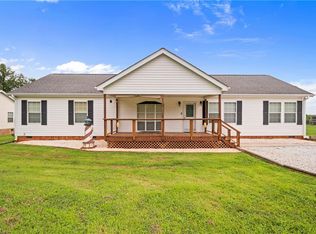 1102 Bryant Mill Rd, Ararat, NC 27007