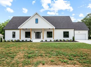 3428 Valley Bend Rd, Murfreesboro, TN 37129