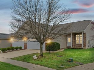 1509 Greyrock Ln, Champaign, IL 61822