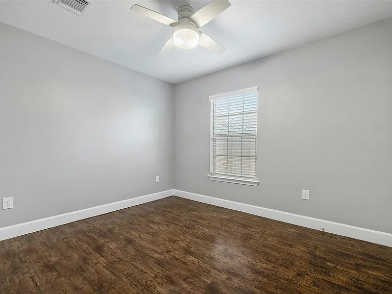 5503 Manor Rd — Photo 27