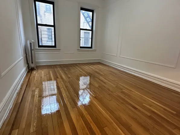 2825 Grand Concourse image 1 of 2