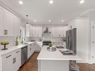10 Harrison St, Quincy, MA 02169