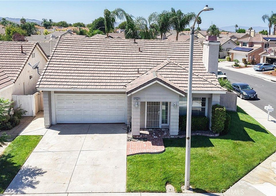 1st image of 28775 Bridge Water Ln