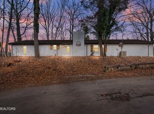 335 Buena Vista Dr, Sevierville, TN 37876