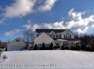 107 Beech Ln #L-3, Elmhurst Township, PA 18444