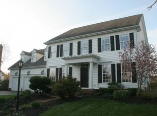 7113 Tumblebrook Dr, New Albany, OH 43054