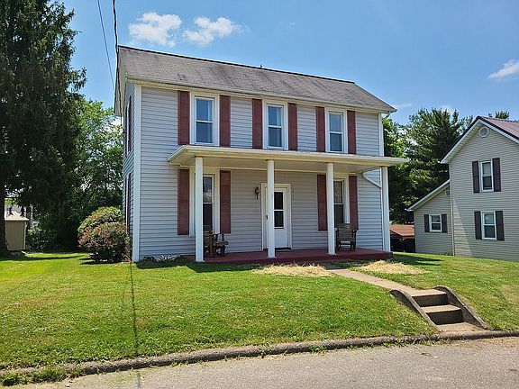 2nd image of 211 Summit St