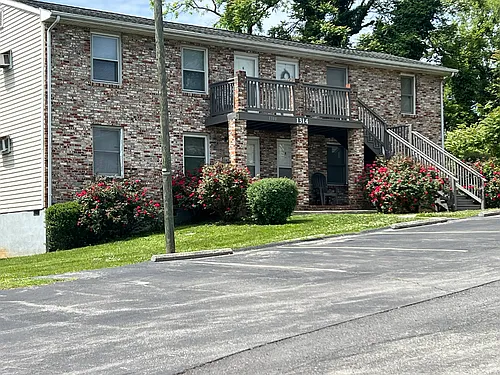 1314 Moorman Ave NW #E Photo 1