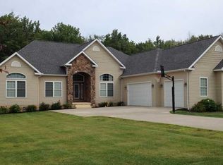 2440 Glory Dr, Waterford, PA 16441