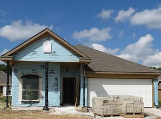 6715 Hunters Way Ln, Baytown, TX 77521