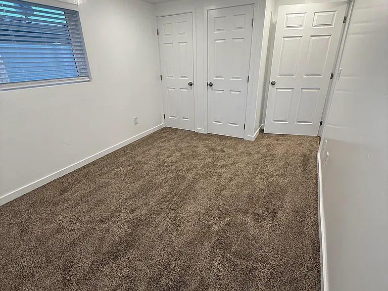 4256 S 1100 E — Photo 2