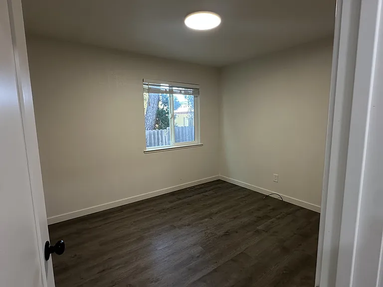 2156 Carlmont Dr #3 — Photo 11