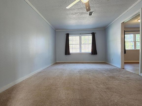 5th image of 1312 Anderson Dr