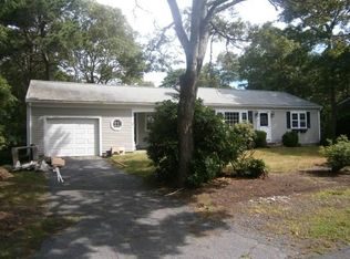 36 Mockingbird Ln, West Yarmouth, MA 02673