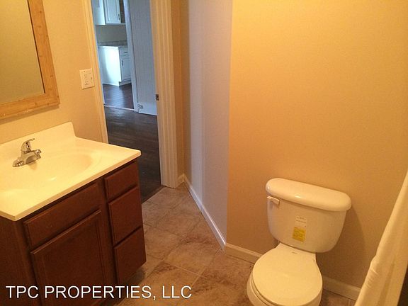 5th image of 848 E 11th Ave #2