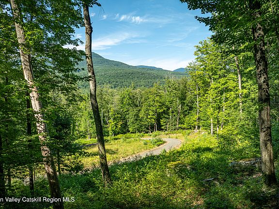 3rd image of 465 Sickler Road