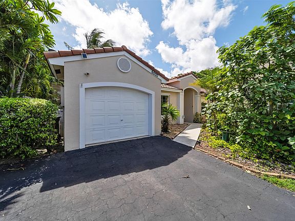 2nd image of 6000 NW 44th Way