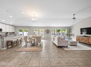 13166 Christine Marie Ct, Jacksonville, FL 32225