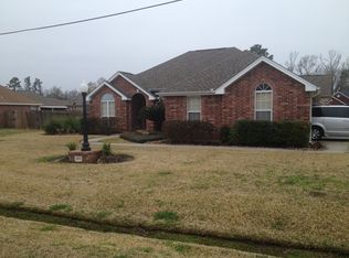 106 Troy St, Bridge City, TX 77611