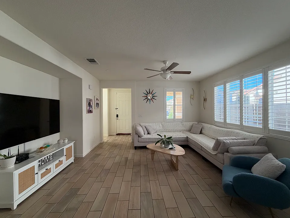 10921 Merrick Way
