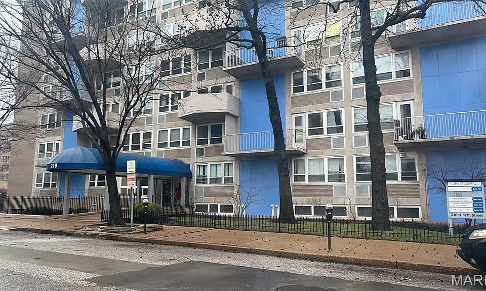 1st image of 210 N 17th St Unit 1110