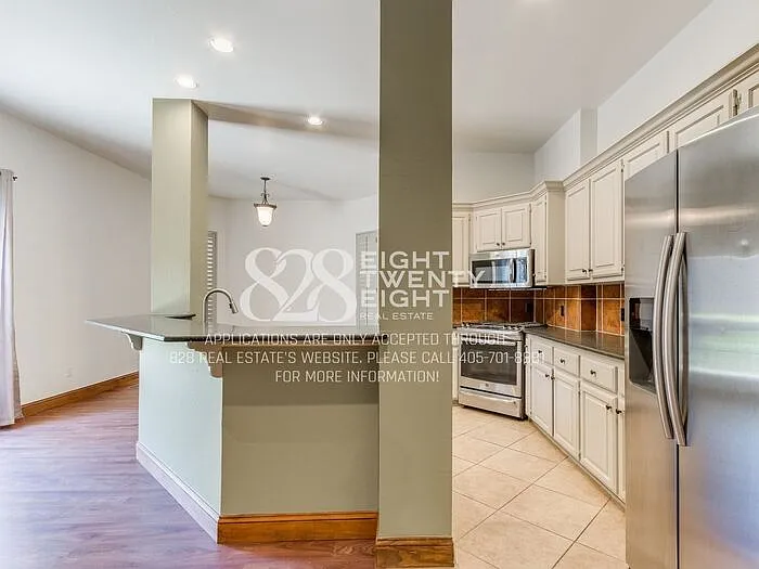 3841 Tudor Cir — Photo 24