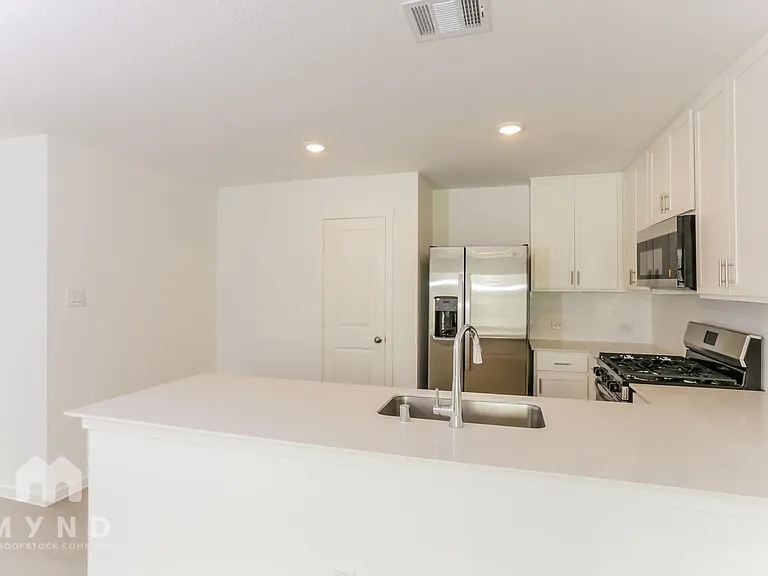 10140 Dalgreen Cir — Photo 11