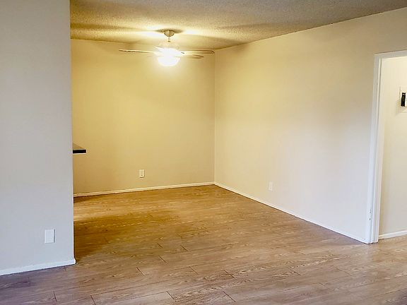 Separate large Dining Room w/ Ceiling Fan