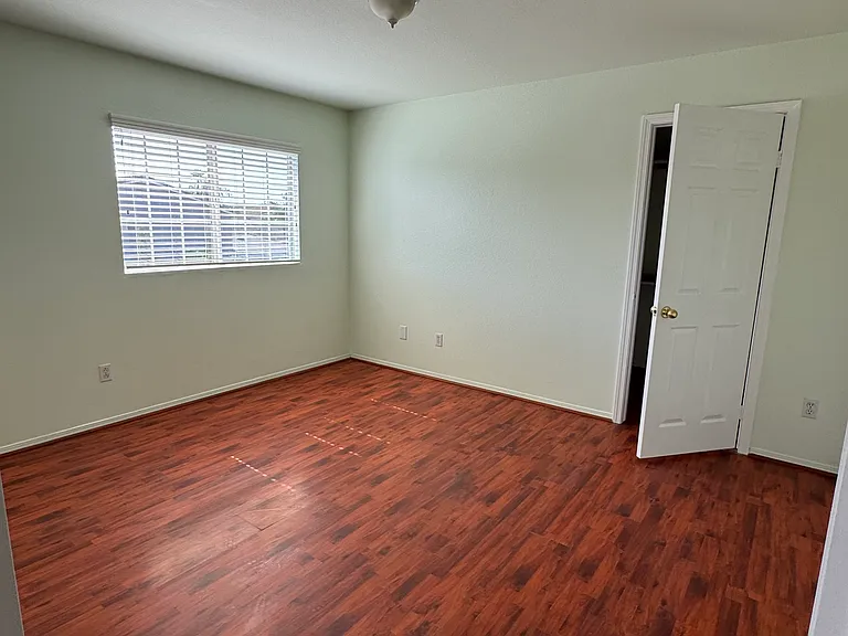 5773 Carolinas Ln — Photo 14