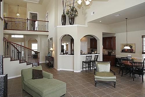 Open Floor Plan make great use of space 