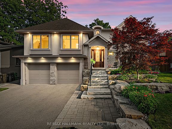 2nd image of 25 Queensborough Cres