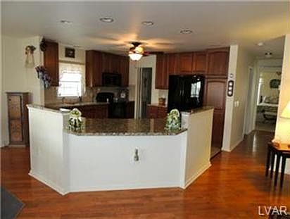 4th image of 731 Whitemarsh Dr