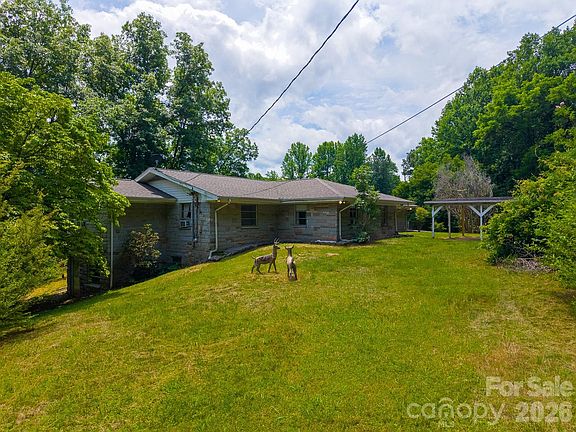 4th image of 222 Mitchell Mountain Rd