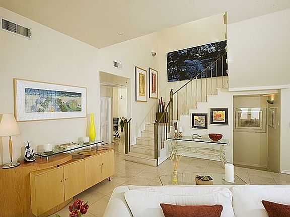 3rd image of 1018 2nd St Unit 6
