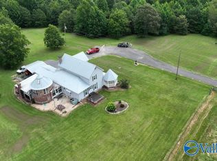 271 Myles St, Albertville, AL 35951