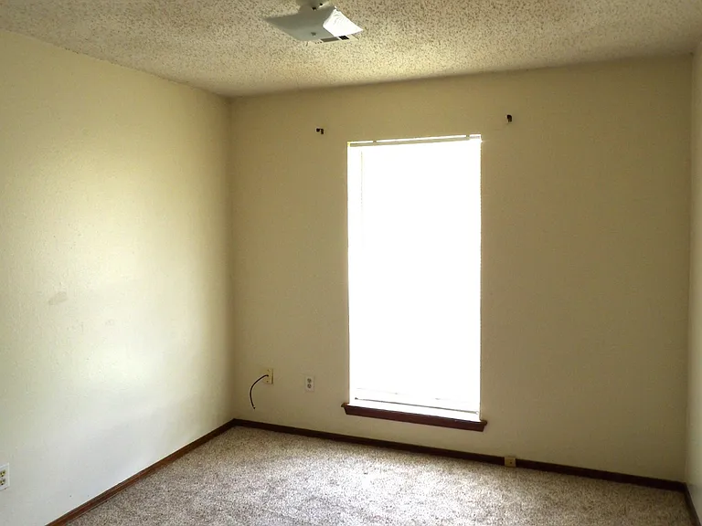 7904 NW Terrace Hills Blvd — Photo 8