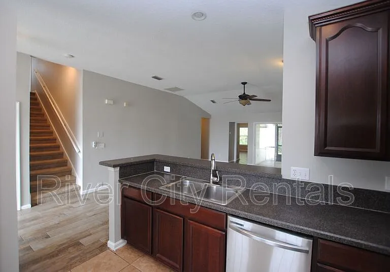 2628 Ashfield Ct — Photo 18