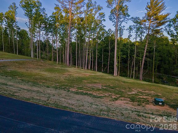 2nd image of 415 Fairview Dr